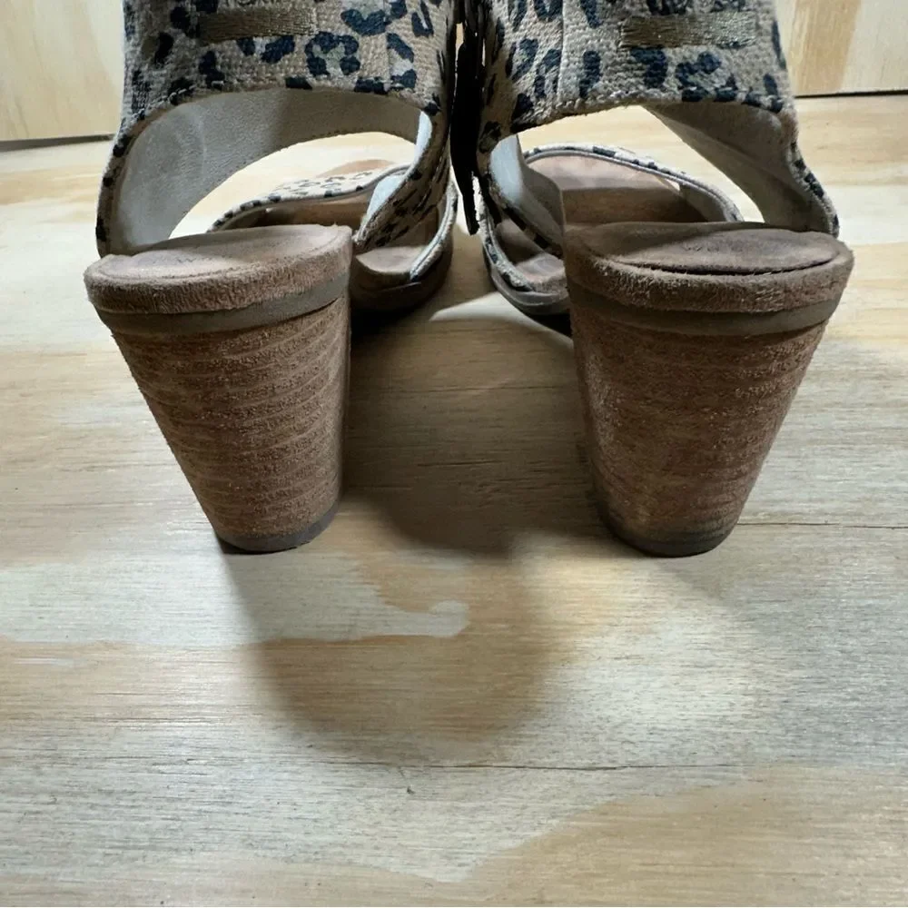 Toms Majorca Leopard Print Heeled Sandals Women’s Size 6.5